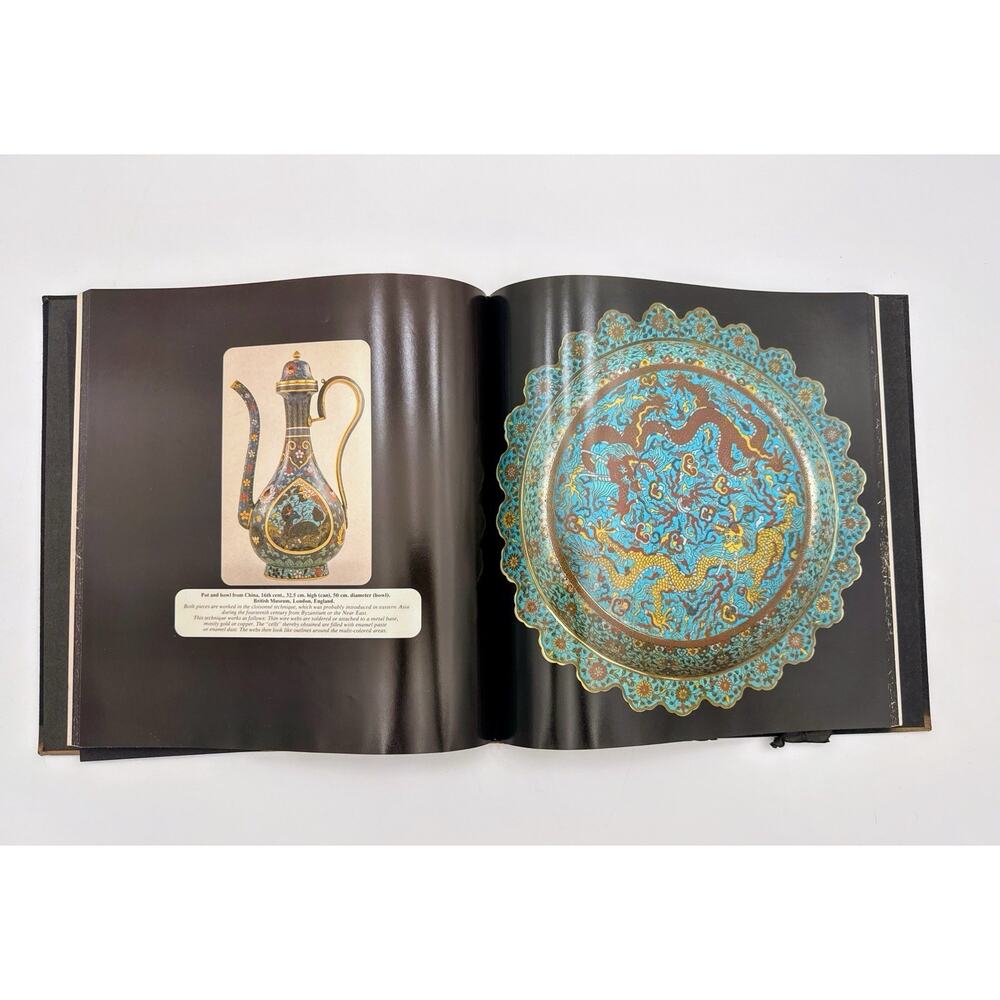 Gold by Johann Willsberger 1976 Hardcover Coffee Table Book Egypt History
